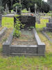 Fred Gapper's wiifes grave